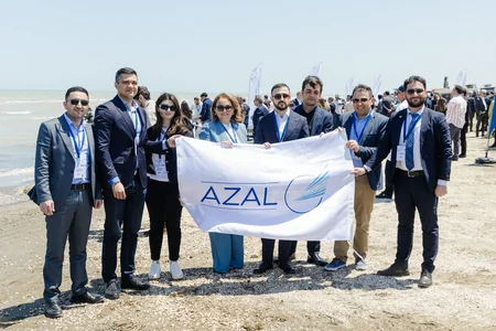 Azerbaijan Fish Farm released 100.000 Sturgeon and 20.000 Salmon into the Caspian Sea