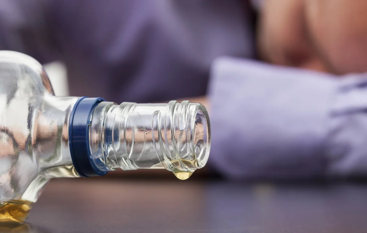 Naxçıvan sakini sirkə turşusu içərək intihara cəhd edib