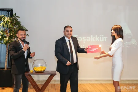 Bakıda yeni “Toyota Prado” nümayiş olunub