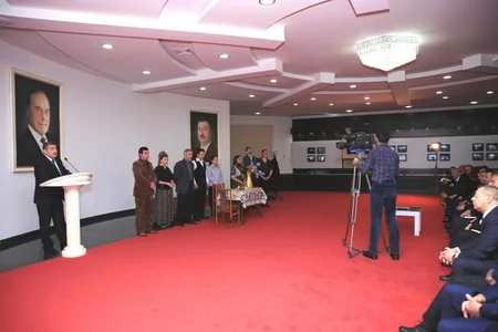 Gənc Tamaşaçılar Teatrı Xocalı soyqırımına həsr olunmuş tamaşasını nümayiş etdirib