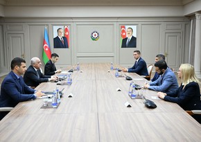 Али Асадов встретился с президентом Всемирной федерации мини-футбола