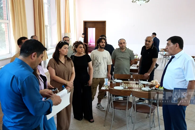 Həmkarlar İttifaqları Konfederasiyası jurnalistləri Xaçmaz, Quba, Qusar rayonlarında istirahət mərkəzləri ilə tanış edib