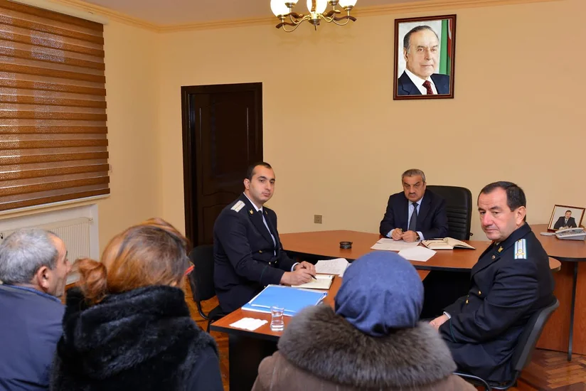 Rüstəm Usubov Şabranda vətəndaşları qəbul edib