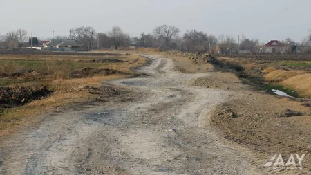 Bərdədə 11 yaşayış məntəqəsini birləşdirən yollar yenidən qurulur