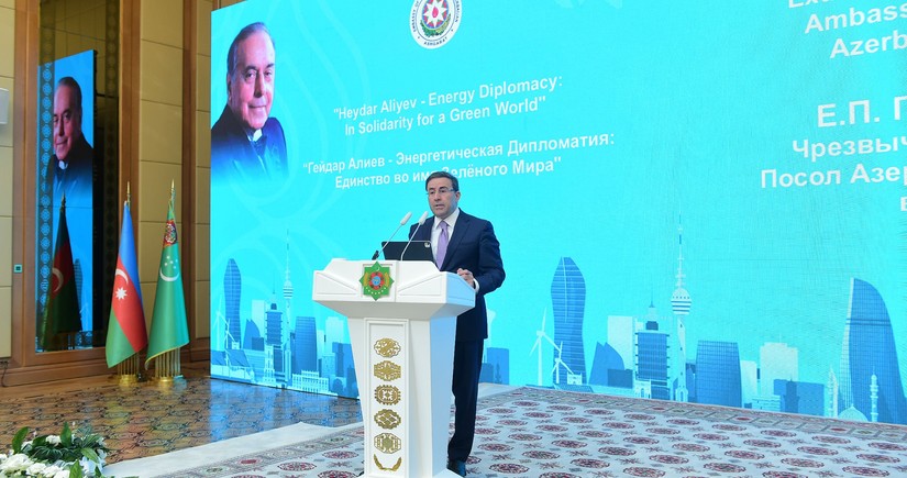 Türkmənistanda Heydər Əliyevə həsr olunmuş enerji konfransı keçirilib
