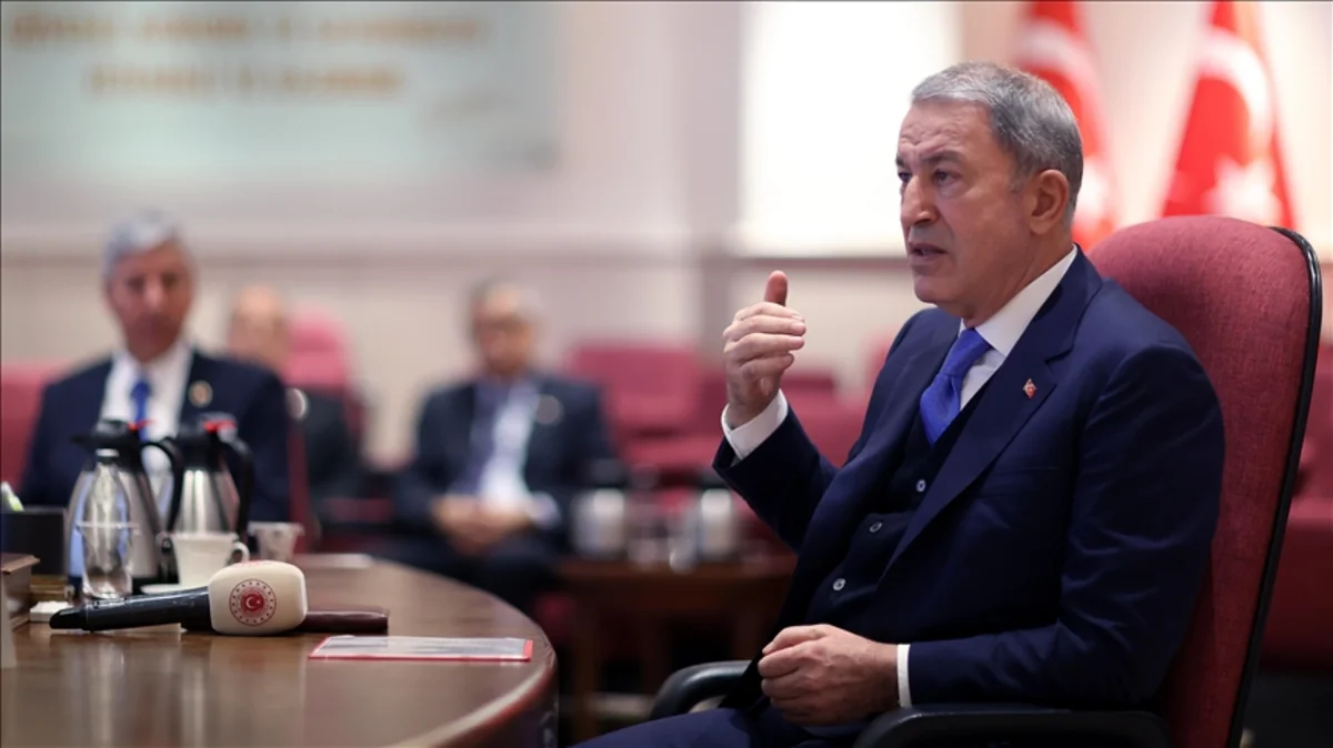 Hulusi Akar: “Başda Azərbaycan olmaqla dost və qardaşlarımızın yanında olmağa davam edəcəyik”