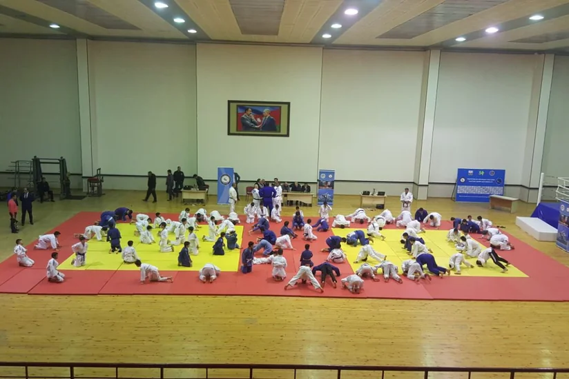 Naxçıvanda məşqçilər və cüdoçular üçün seminar keçirilib