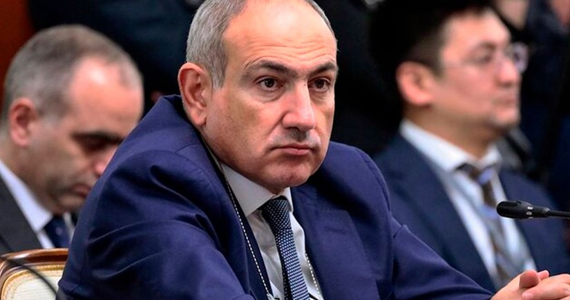 Paşinyan “Hraparak” qəzetini məhkəməyə verəcək