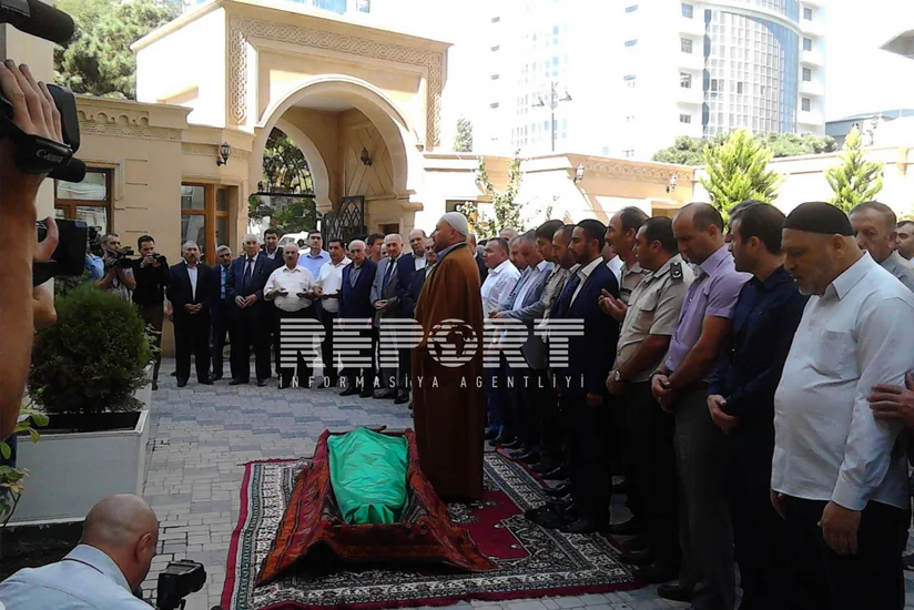 Məmməd Aslan Xırdalanda Kəlbəcər qaçqınlarının qəbiristanlığında dəfn olunacaq