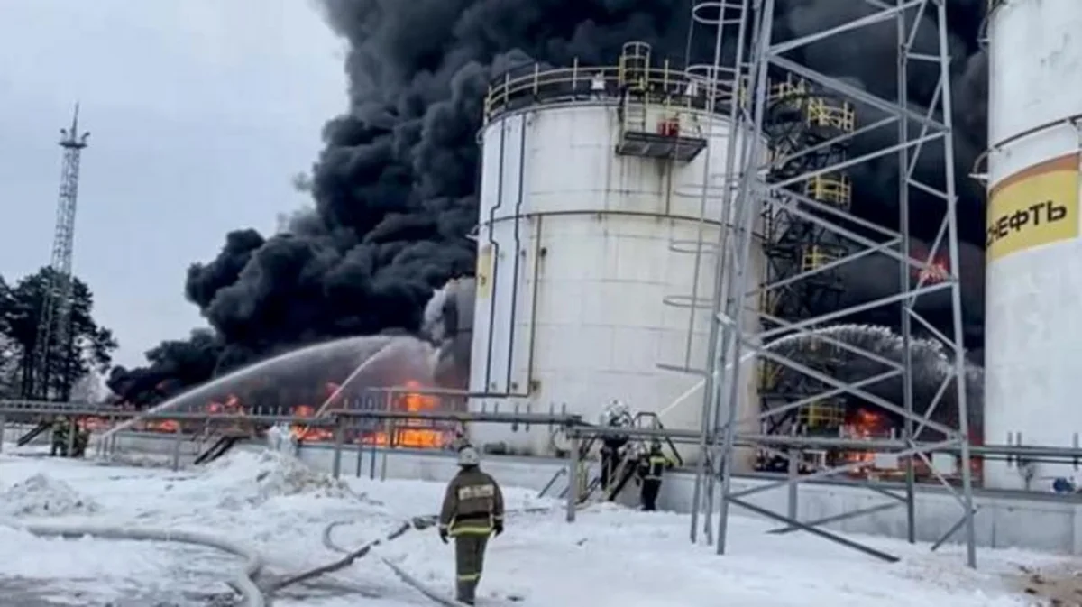 Russia's gasoline production falls by over 10% due to drone attacks