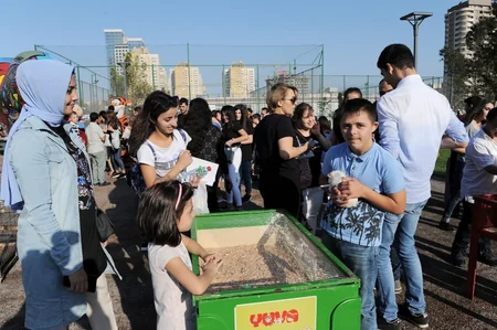 Heydər Əliyev Fondunun vitse-prezidenti Leyla Əliyeva Heyvanların Beynəlxalq Müdafiəsi Gününə həsr olunan tədbirdə iştirak edib - FOTO