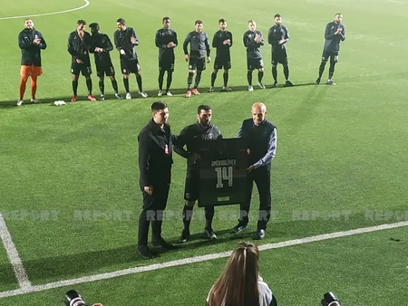 Azərbaycan Premyer Liqasının rekordçusu mükafatlandırılıb