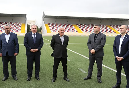 AFFA prezidenti Ağsu şəhər stadionuna baxış keçirib