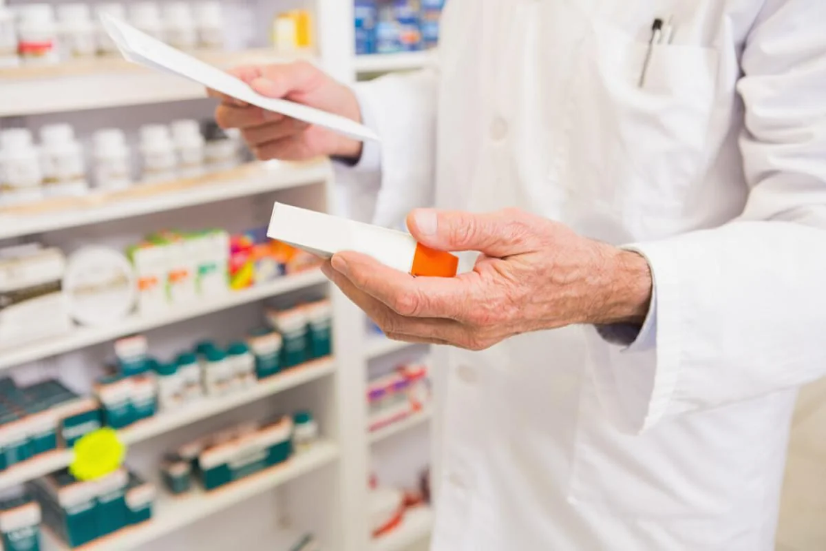 Минздрав в августе выявил нарушения в 5 аптеках