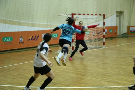 Həndbol üzrə Azərbaycan çempionatlarında növbəti oyunlar keçirilib