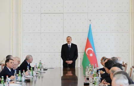 ​Prezident İlham Əliyevin sədrliyi ilə Nazirlər Kabinetinin iclası keçirilib