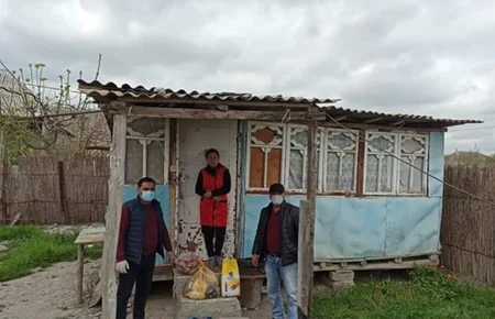 Zərdabda aztəminatlı ailələrə yardım edilib