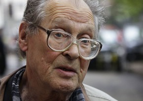 Former Soviet dissident dies 