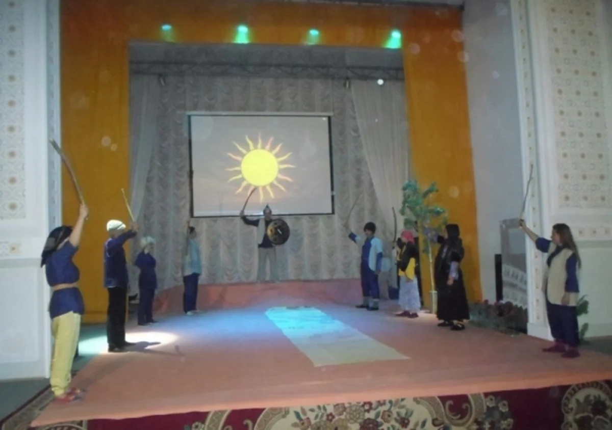 Günəş zindanda” əsərinə daxili baxış keçirilib