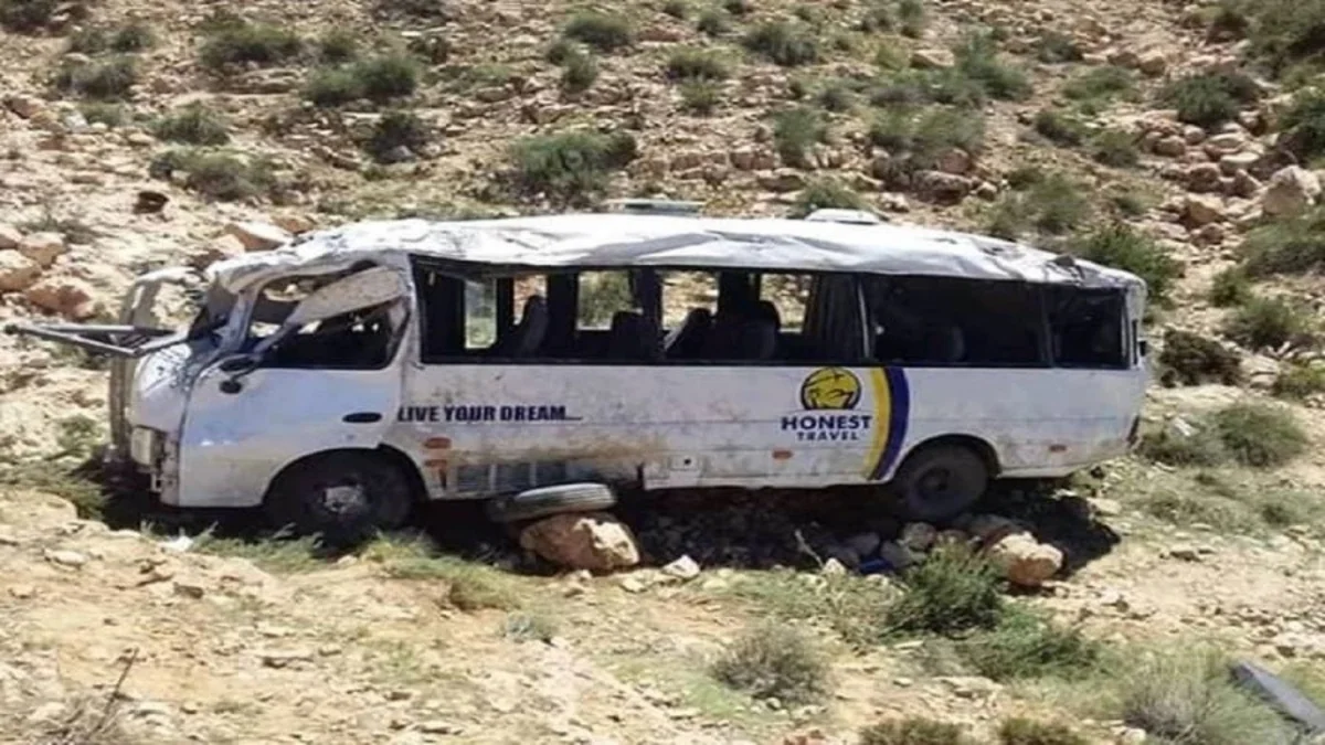 Tunisdə turist avtobusu qəzaya düşüb, 5 nəfər ölüb