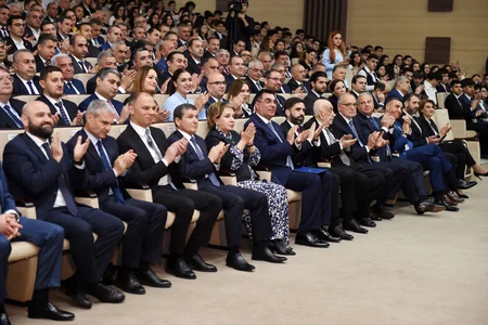 SOCAR Ulu Öndər Heydər Əliyevin 100 illik yubileyi münasibətilə tədbir keçirib