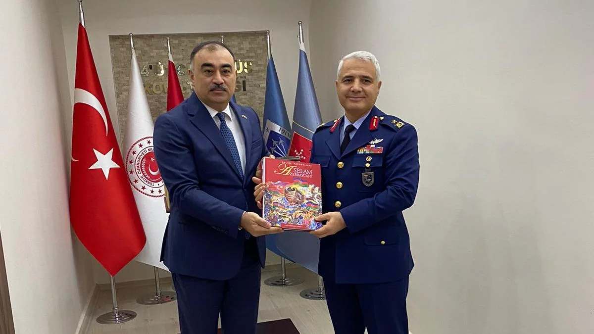 Azərbaycan səfiri Türkiyənin Pilotsuz Təyyarə Sistemlərinin Komandanlığında olub