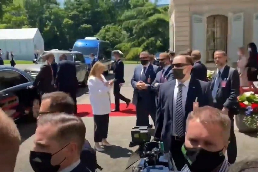 Журналисты устроили давку у зала переговоров Путина с Байденом