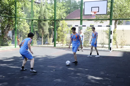 Bakıda daha bir həyət abadlaşdırılıb