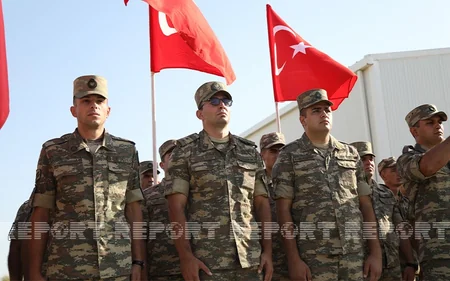 Azərbaycan və Türkiyə hərbçiləri Pirəkəşküldən Acıdərəyə yürüş edib
