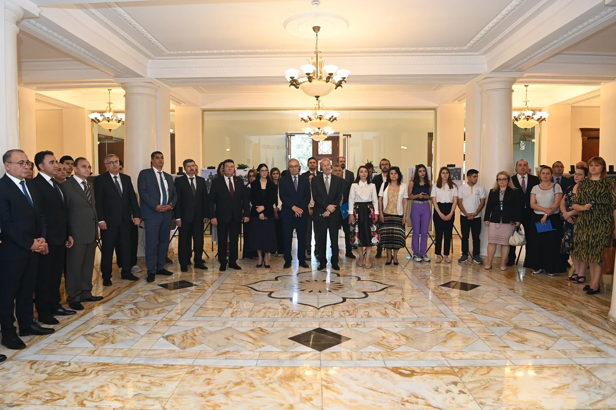 Azərbaycanla Rumıniya arasında diplomatik münasibətlərə həsr olunmuş tədbir və sərgi keçirilib