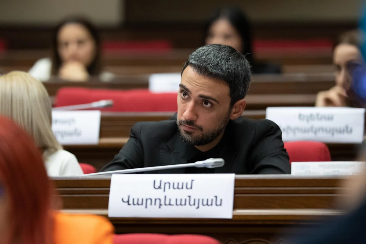 Armenian opposition MP gives up his mandate