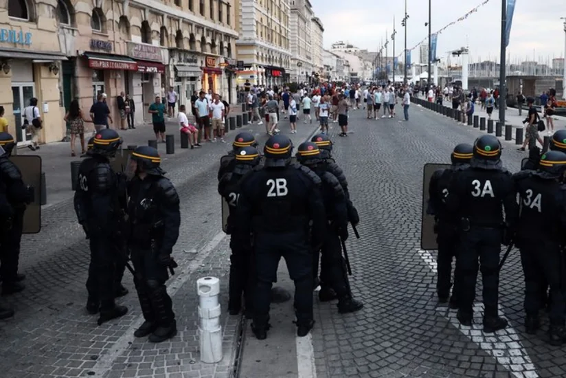 French police detain Russian reporters in Lille