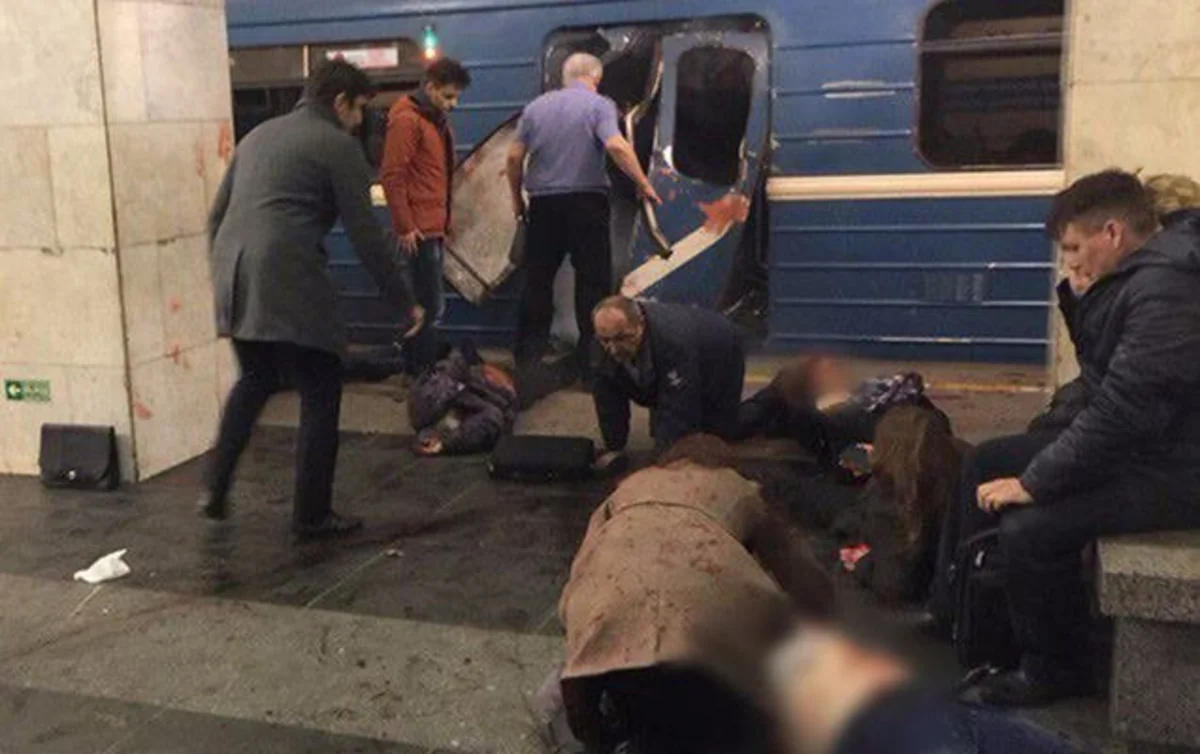Число жертв теракта в Петербурге выросло до 15