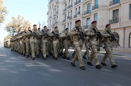 Naxçıvanda hərbi yürüş keçirilib - YENİLƏNİB