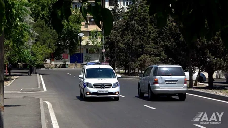 Bakının Əşrəf Yunusov və Ruhulla Axundov küçələri təmir olunub