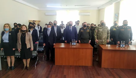 Bakıda şagirdlər ali hərbi məktəbi ziyarət ediblər