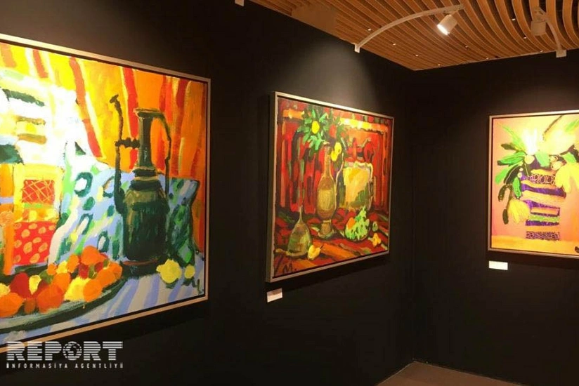 Azərbaycanlı rəssamların əl işləri Parisdə nümayiş olunur - FOTO