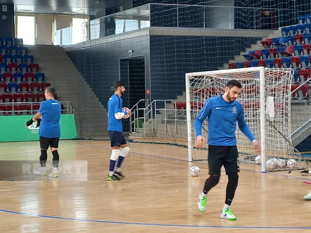 Azərbaycan millisinin qapıçısı: “Klubumdakı qolların davamını millidə gətirmək istəyirəm”