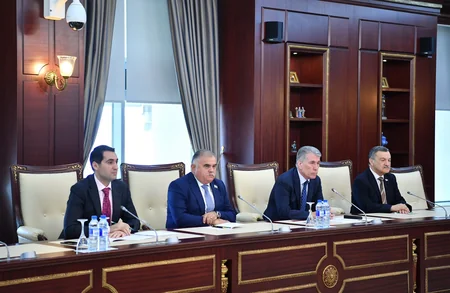 Ziyafət Əsgərov İran parlamentinin üzvləri ilə görüşüb