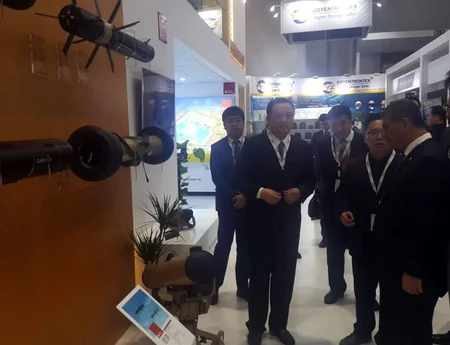 Azerbaijan Defense Minister attends IDEX-2019 International Defense Exhibition