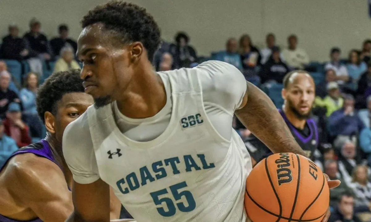 Sərhədçi heyətinə yeni basketbolçu cəlb edib