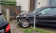 По меньшей мере трое тяжело пострадали при наезде автомобиля на толпу в Германии