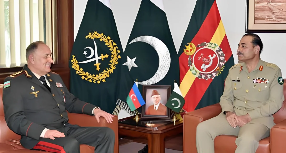 Kərim Vəliyev Pakistanın Quru Qoşunları komandanı ilə terrorla mübarizəyə dair fikir mübadiləsi aparıb