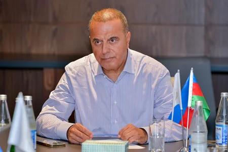 Mahir Məmmədov Bakıda, regionlarda və xaricdə yaşayan azərbaycanlı məşqçilərlə görüşüb