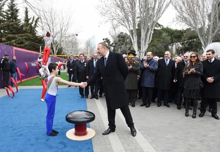 Prezident İlham Əliyev Novruz bayramı münasibətilə ümumxalq şənliyində iştirak edib