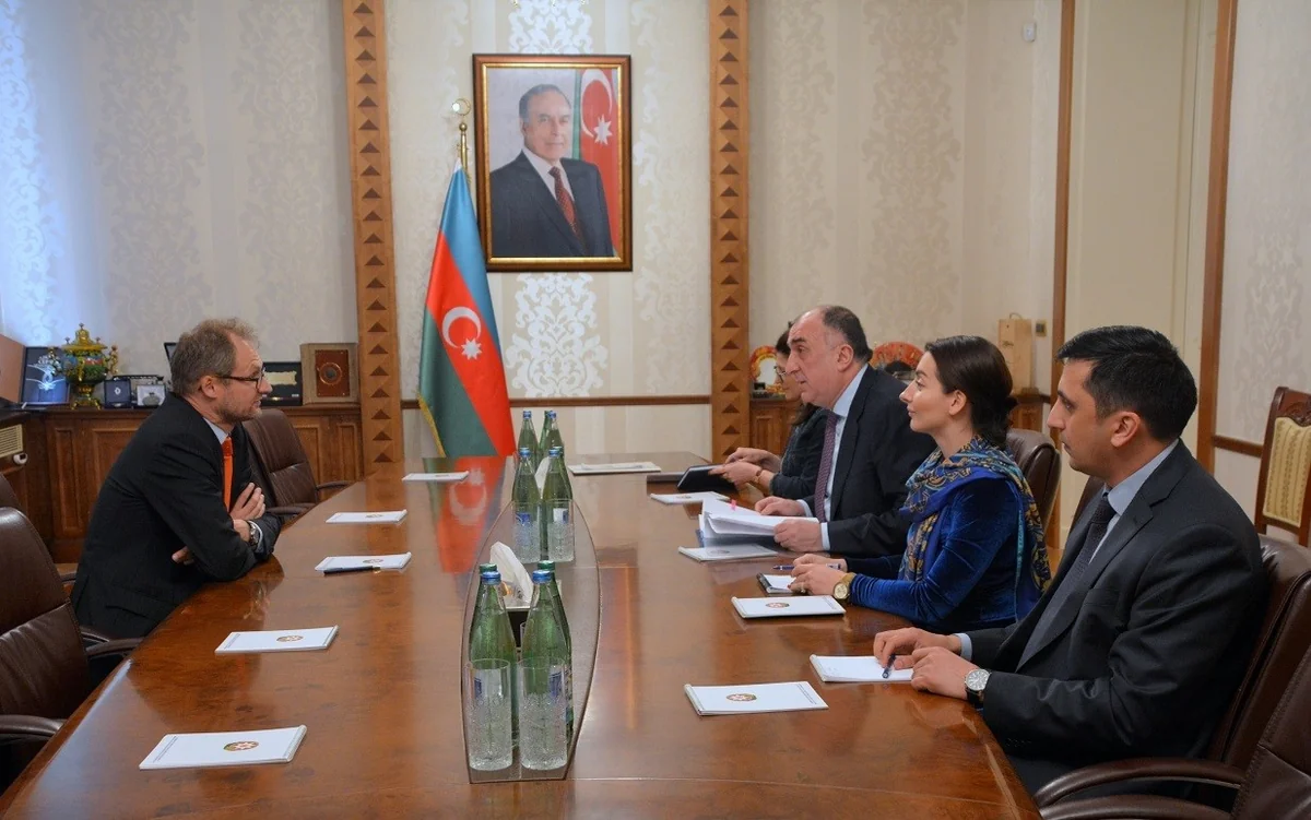 Elmar Məmmədyarov İsveçrə səfirini Azərbaycandakı diplomatik fəaliyyətinin başa çatması münasibətilə qəbul edib