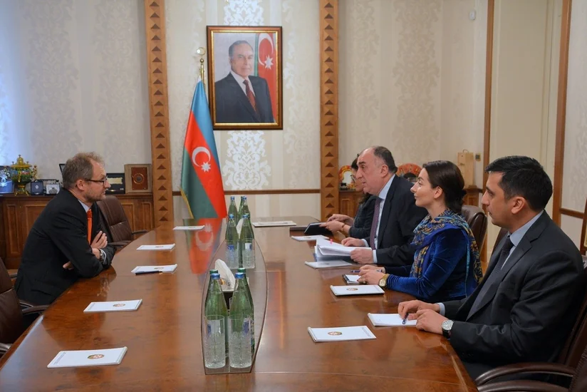 Elmar Məmmədyarov İsveçrə səfirini Azərbaycandakı diplomatik fəaliyyətinin başa çatması münasibətilə qəbul edib