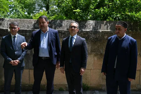 Ramin Məmmədov Qazaxda yerləşən dini ibadətgahların fəaliyyəti ilə tanış olub