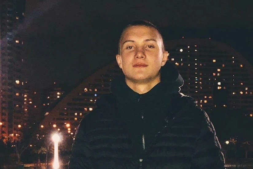 18 yaşlı futbolçu oyun zamanı öldü