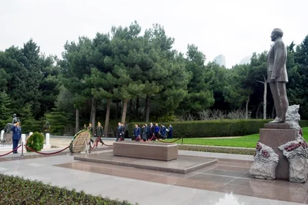 ​Azərbaycanın müdafiə naziri Türkiyə Hərbi Hava Qüvvələri Komandanını qəbul edib